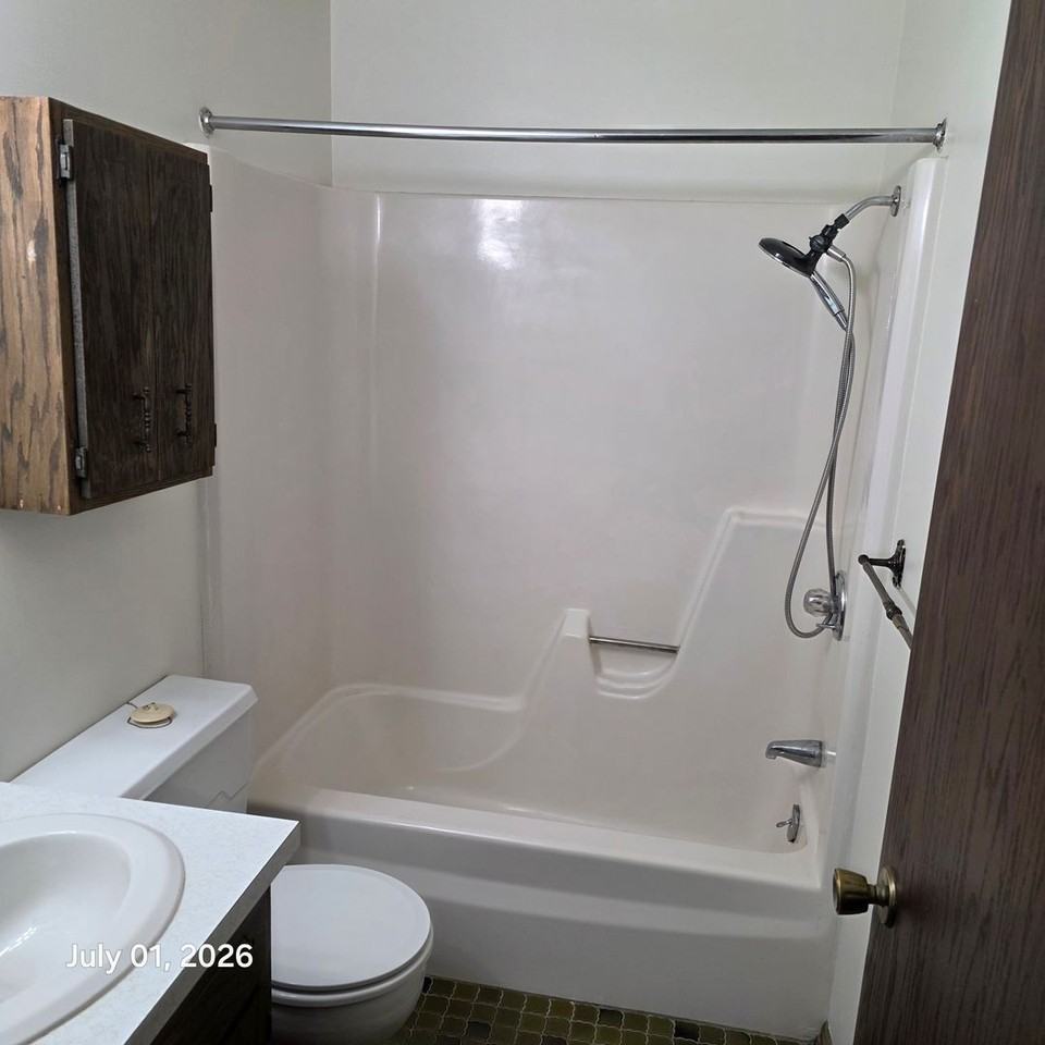 South View Apartments - Photo 6 of 20
