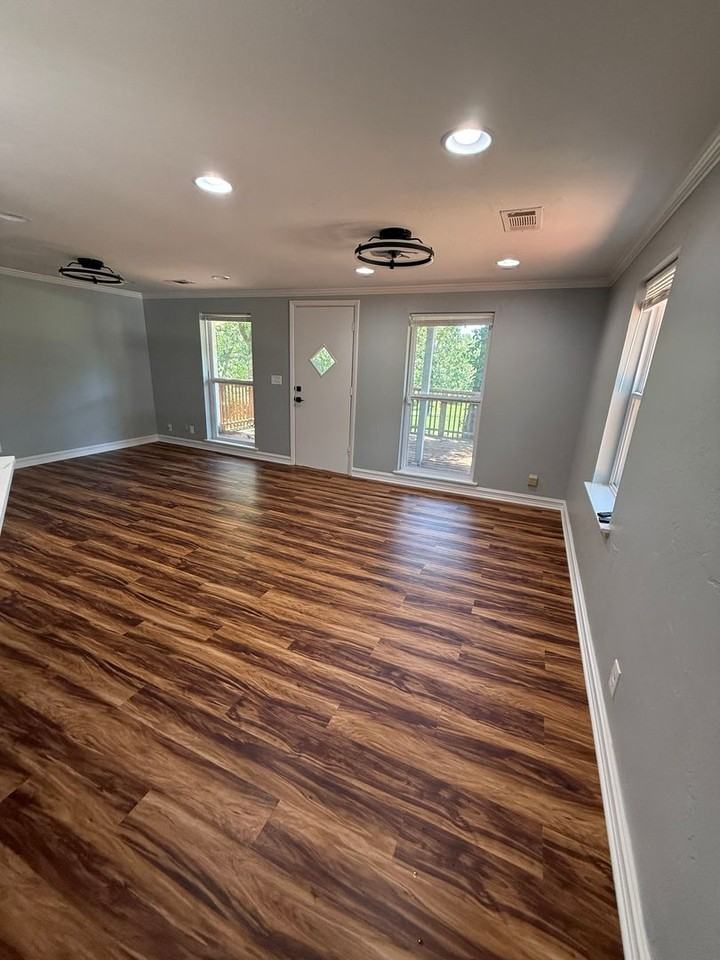 1001 White Rock Rd - Photo 6 of 13