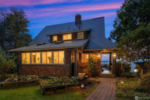 featured image of 6975 47th Ave Sw