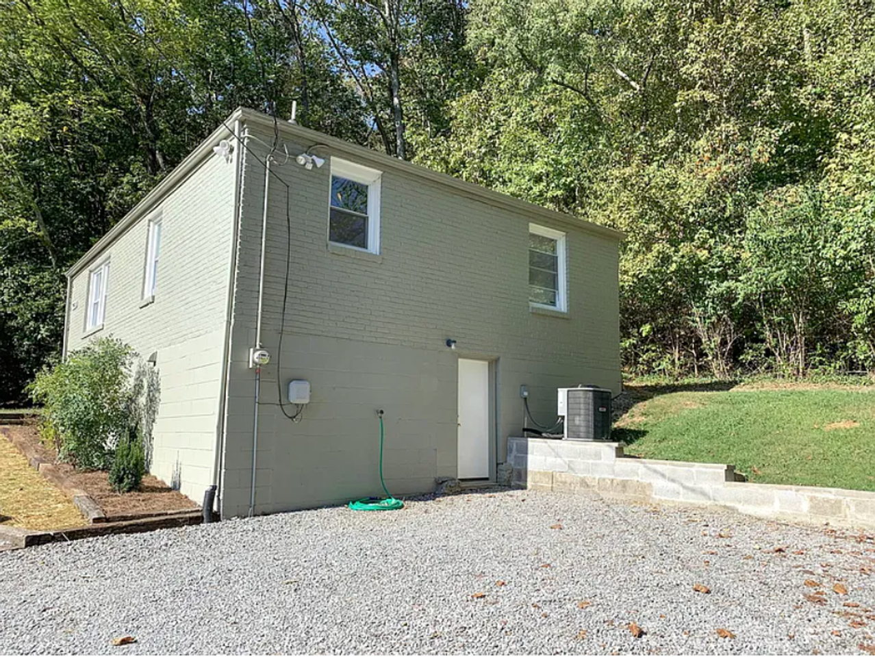 7953B Charlotte Pike - Photo 2 of 14