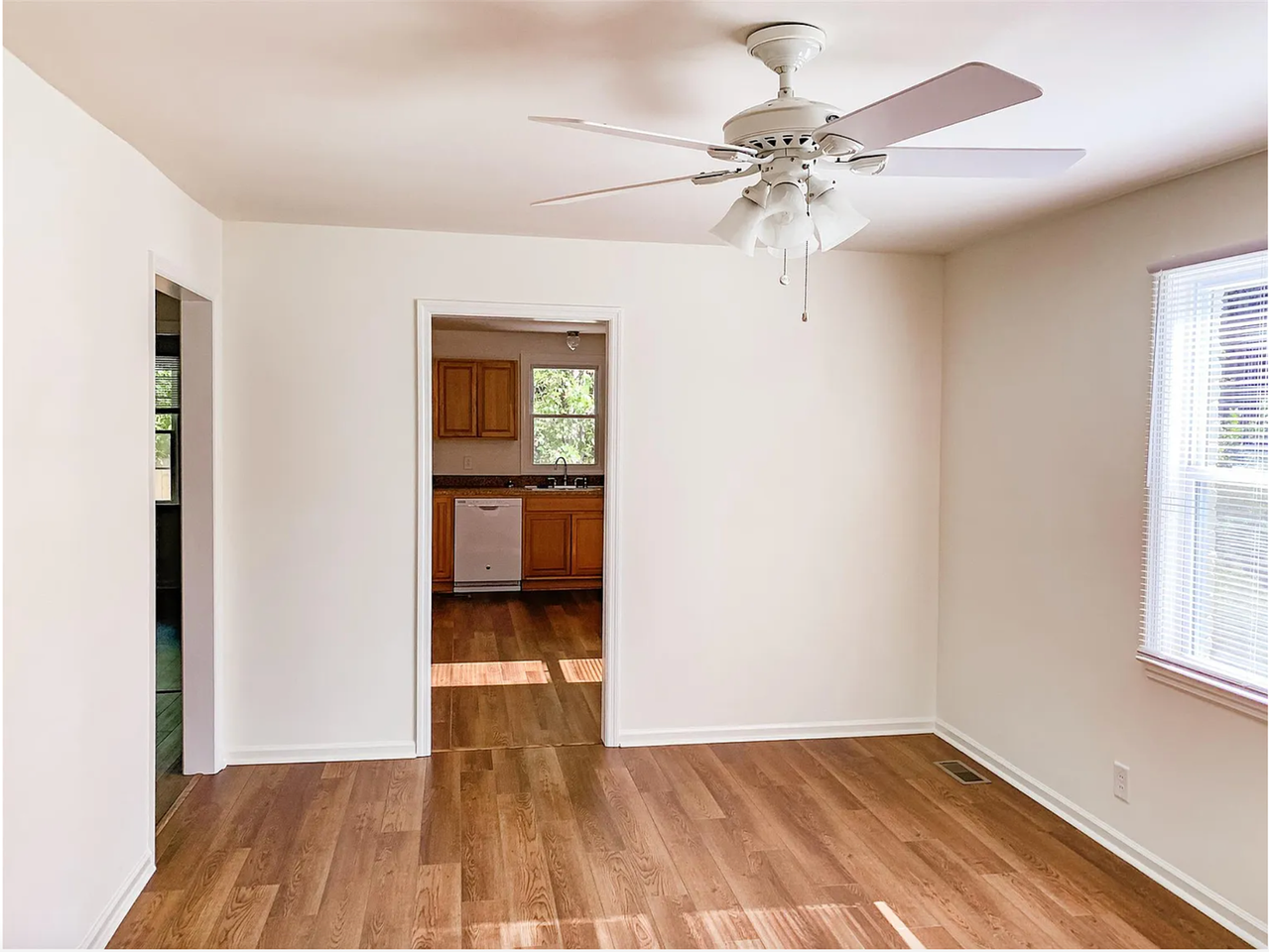 7953B Charlotte Pike - Photo 4 of 14
