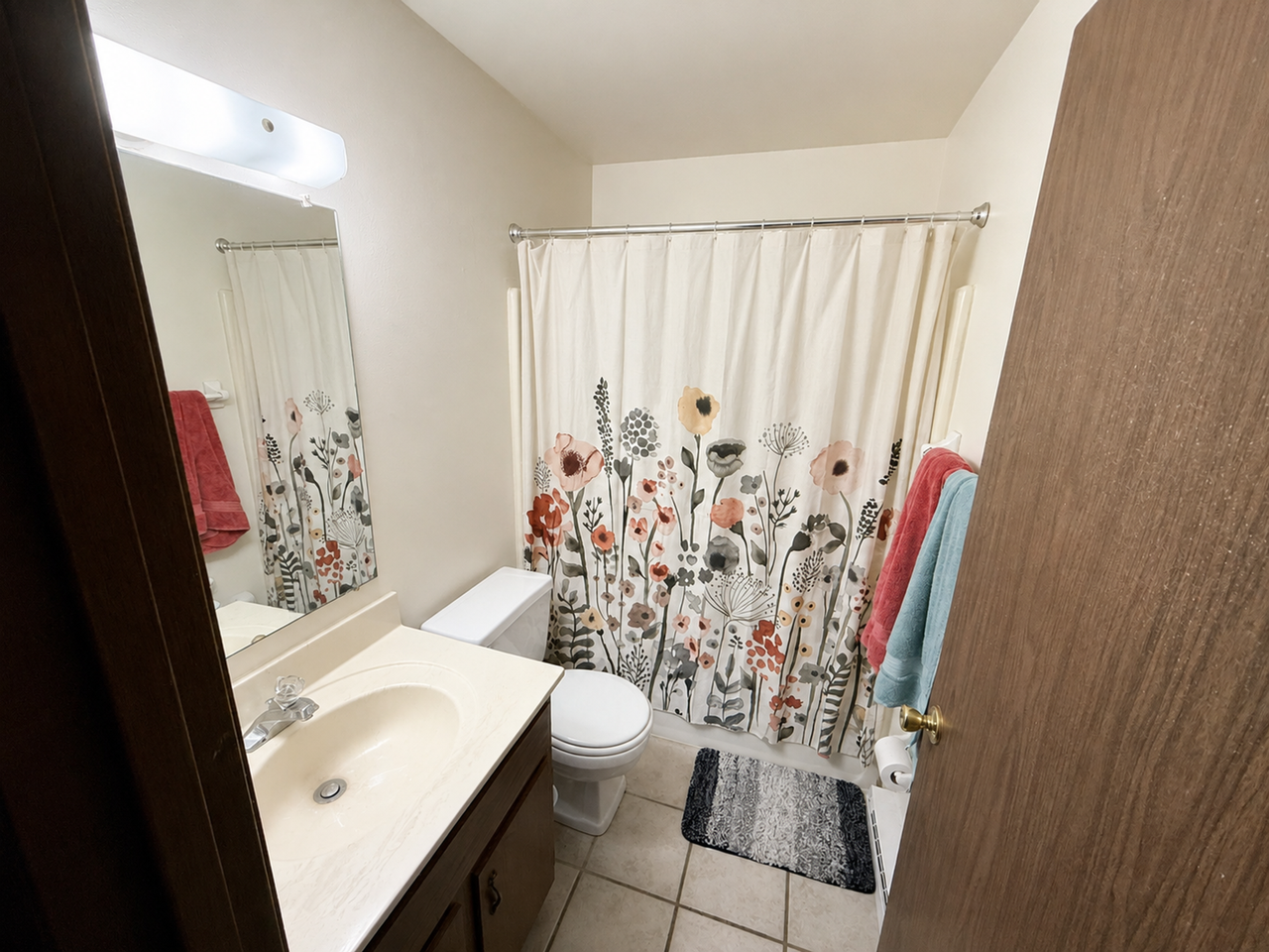 Bristol Oaks Apartments - Photo 2 of 5