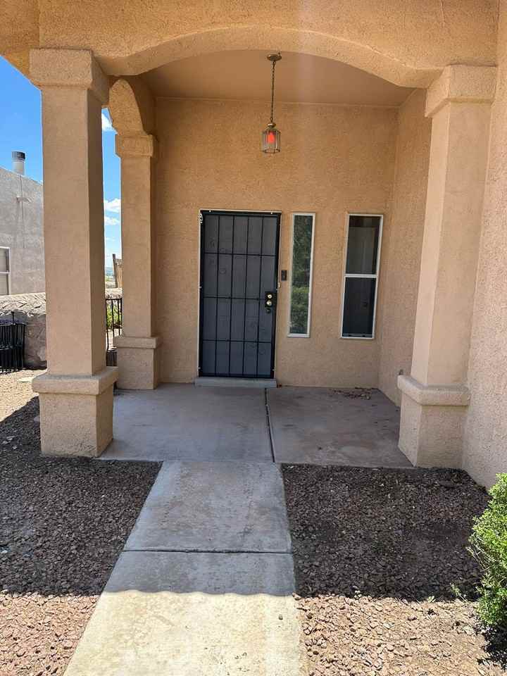 3503 Northpointe Dr - Photo 3 of 49