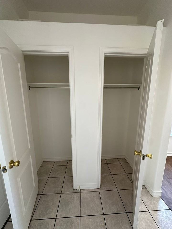 3503 Northpointe Dr - Photo 6 of 49