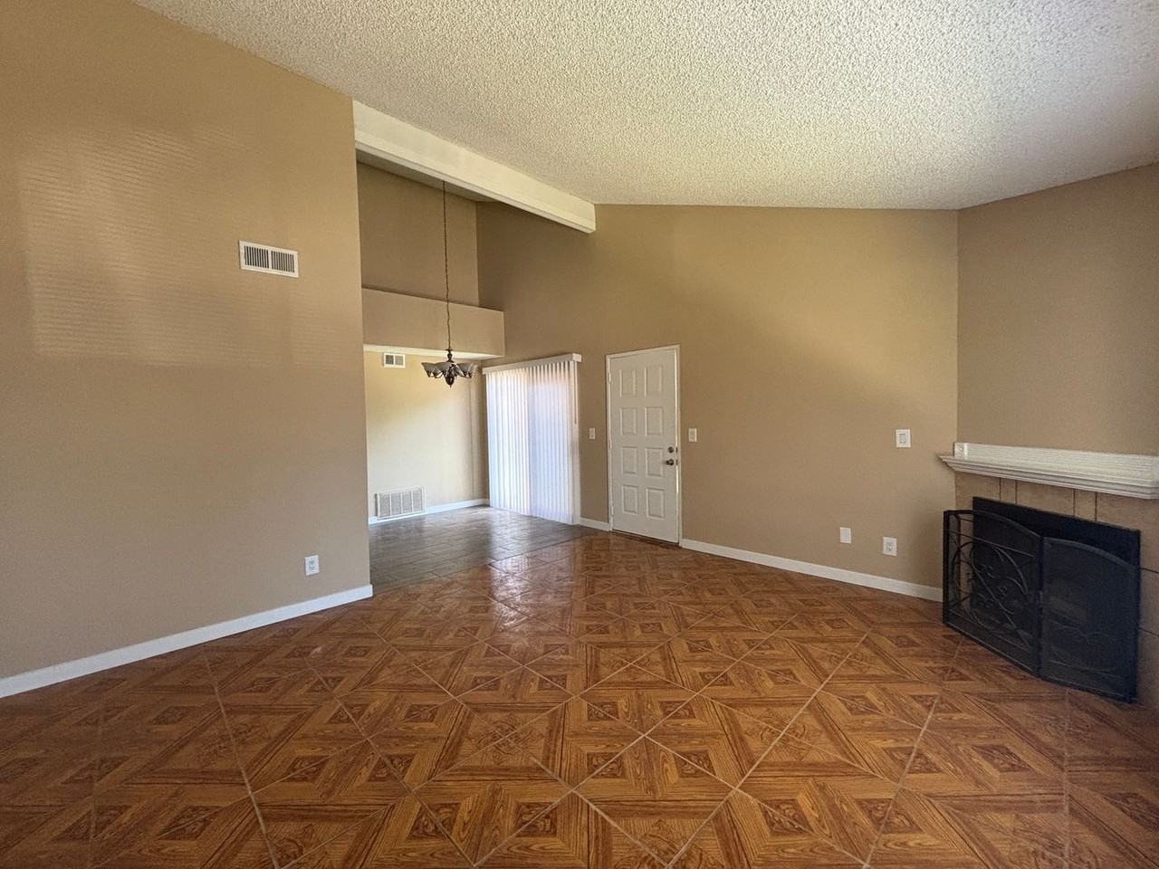 44430 15th St E #3 - Photo 6 of 21