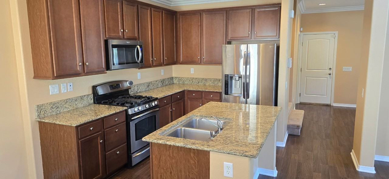 3060 N Juneberry St - Photo 2 of 50