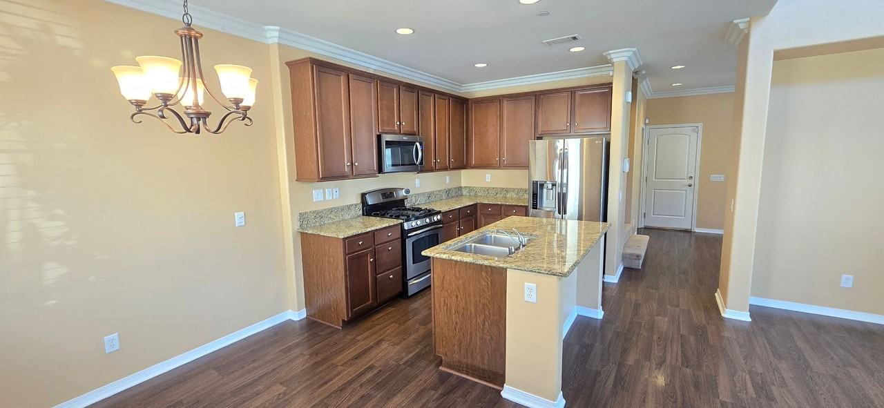 3060 N Juneberry St - Photo 3 of 50