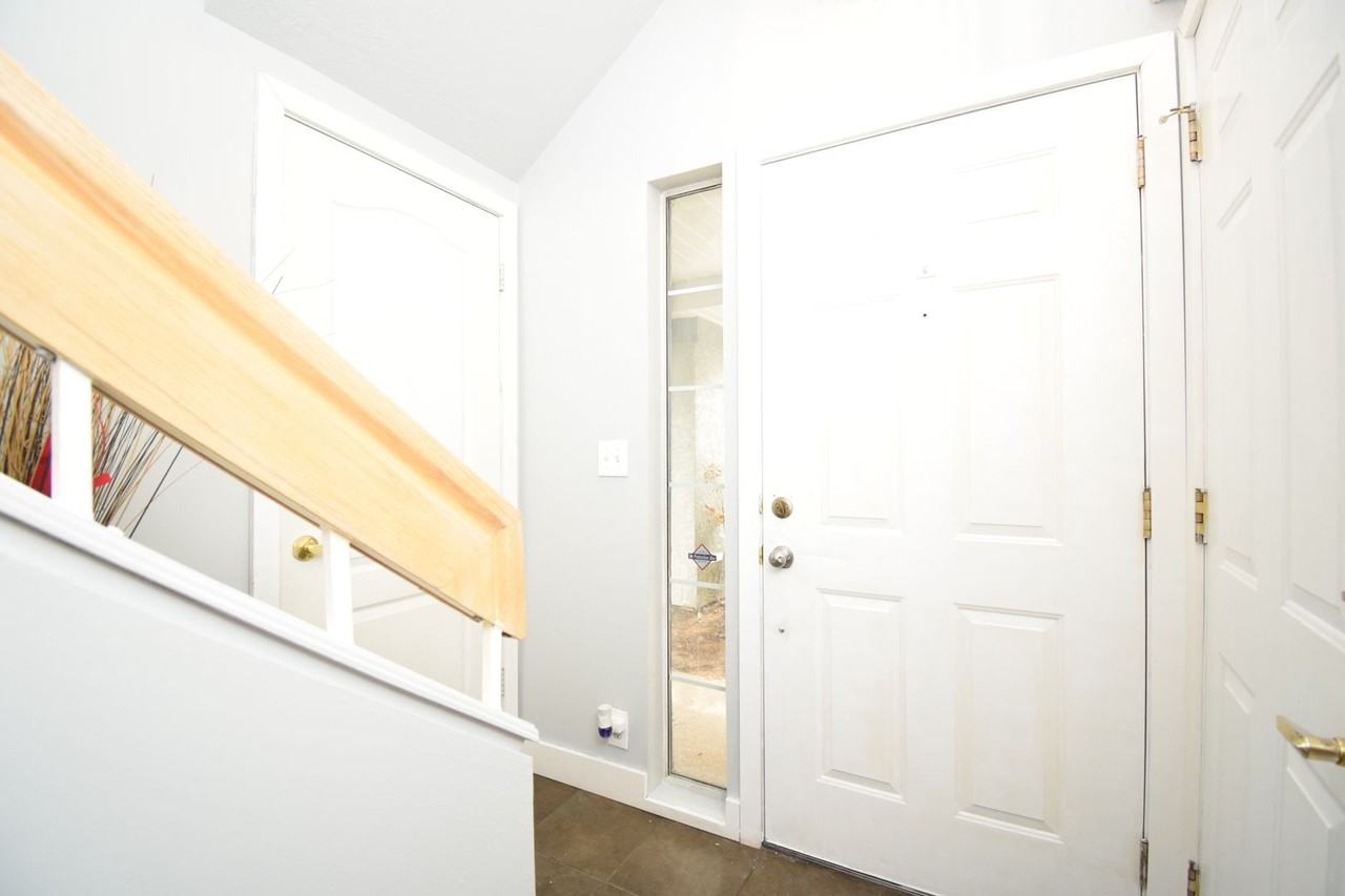 3696 S Pantera Ln - Photo 4 of 20