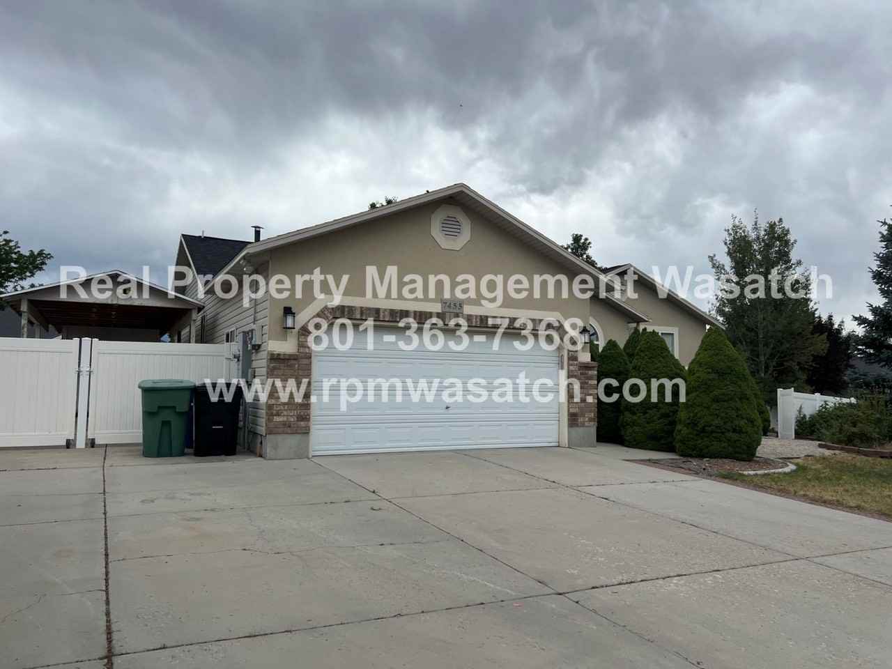 7455 S 4950 W - Photo 2 of 46