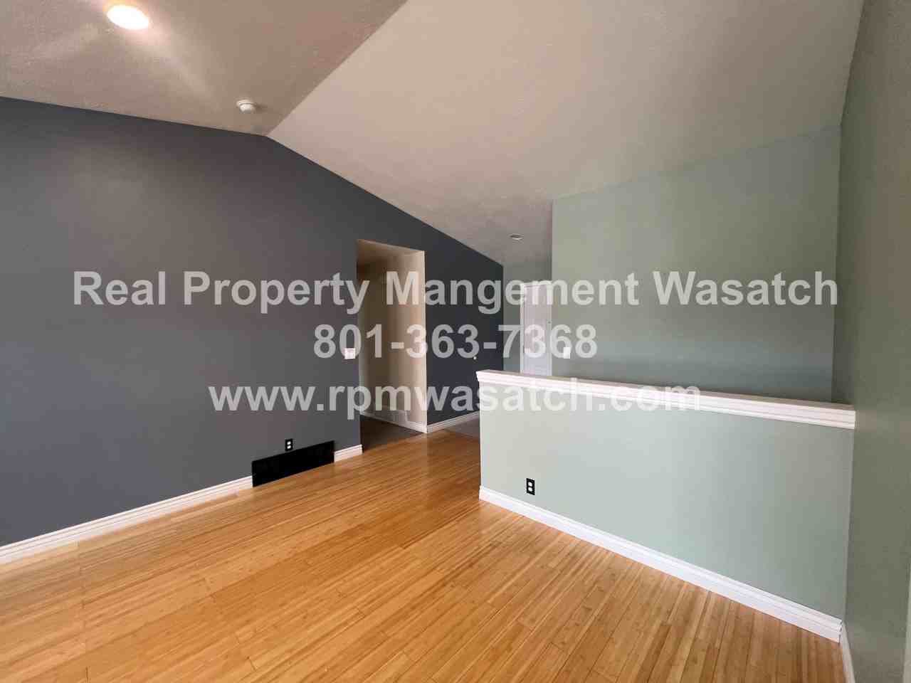 7455 S 4950 W - Photo 7 of 46