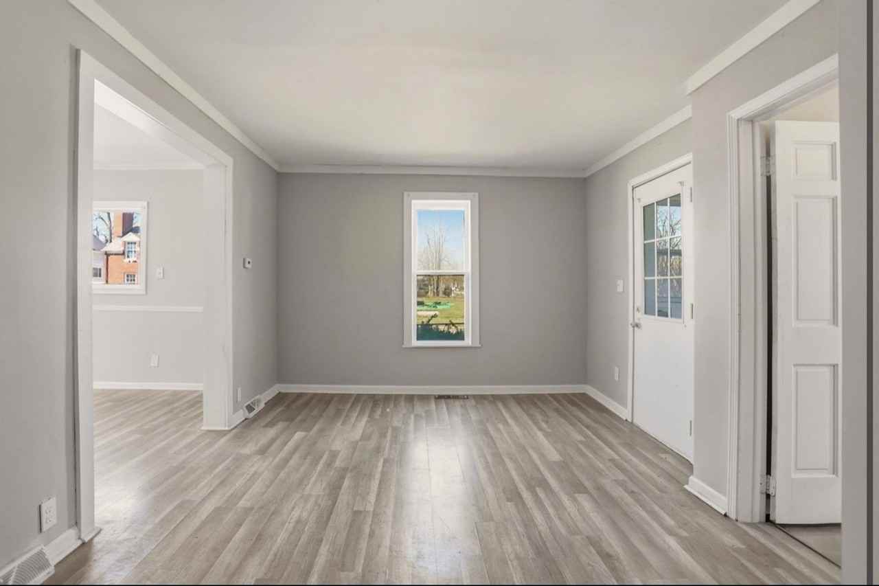 723 Union Ave - Photo 2 of 14