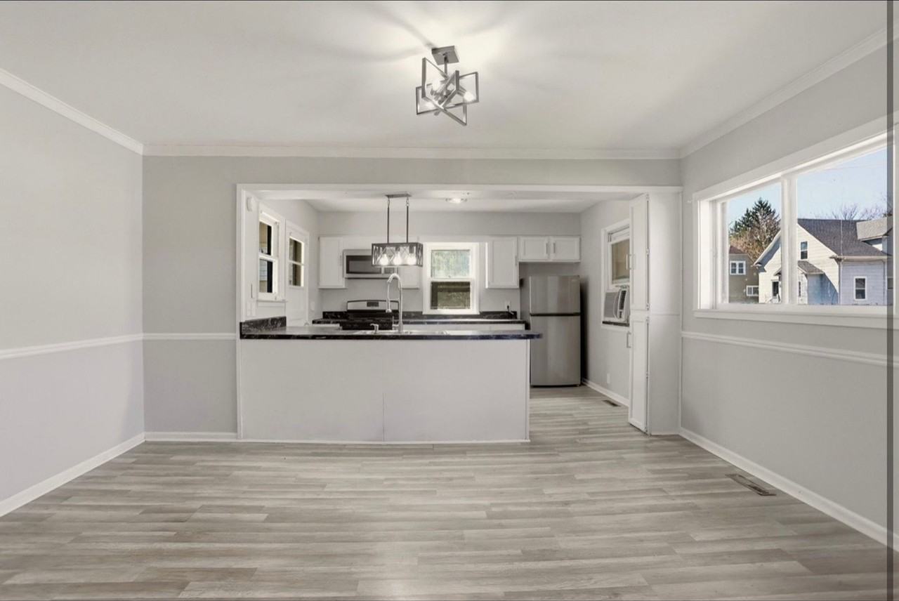 723 Union Ave - Photo 4 of 14