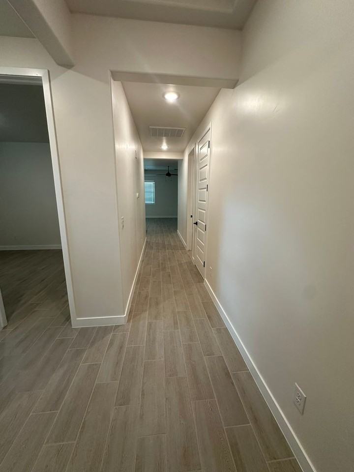 1471 Cabin Creek Ave - Photo 3 of 41
