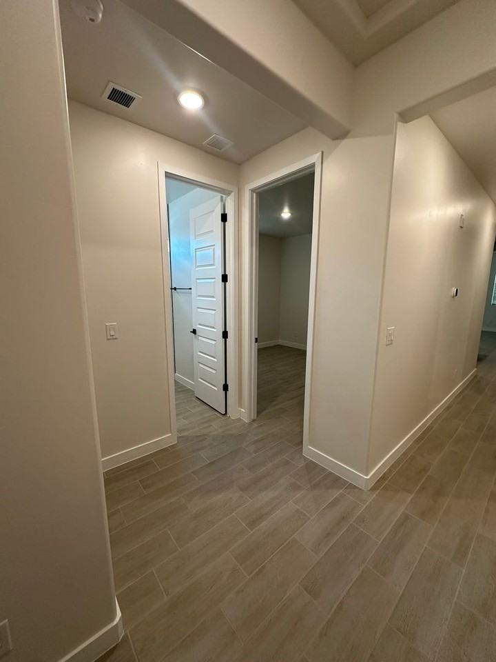 1471 Cabin Creek Ave - Photo 4 of 41