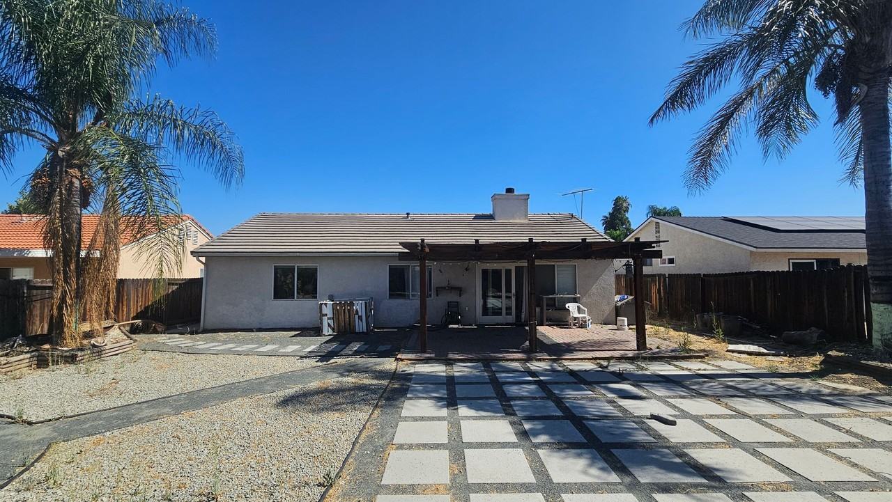 25743 Pelion Rd - Photo 3 of 14