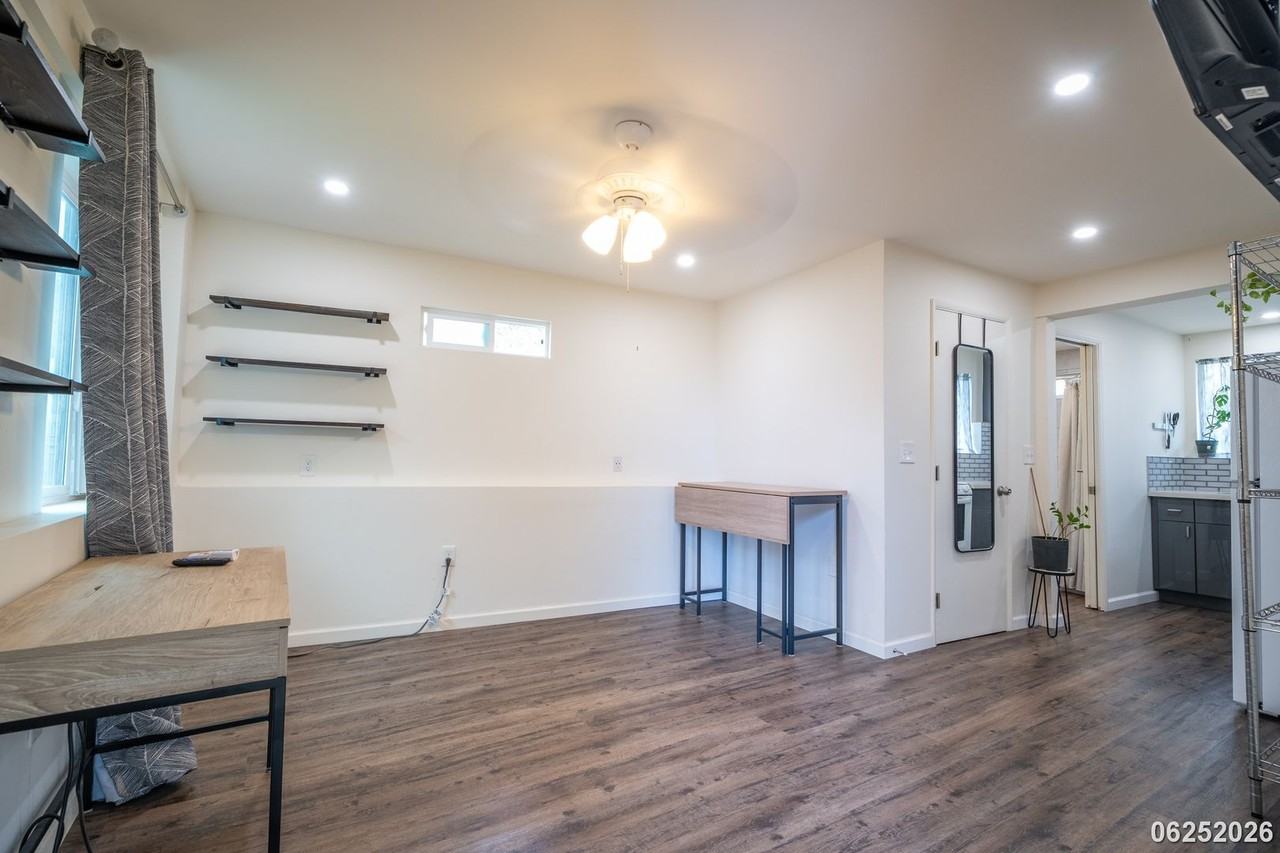 99-1061 Manako Pl #B - Photo 3 of 18