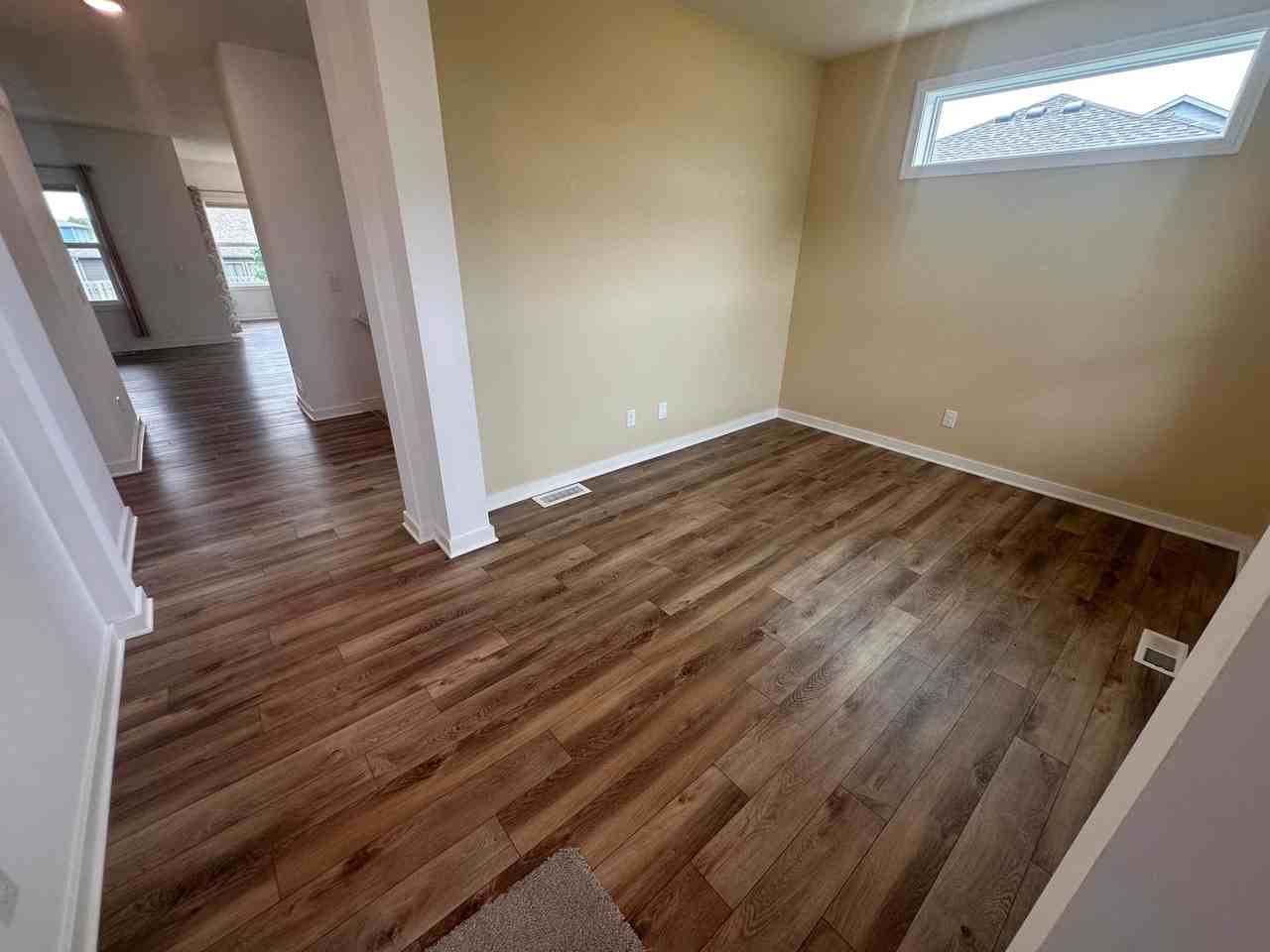 5205 Helwig Ave - Photo 4 of 40