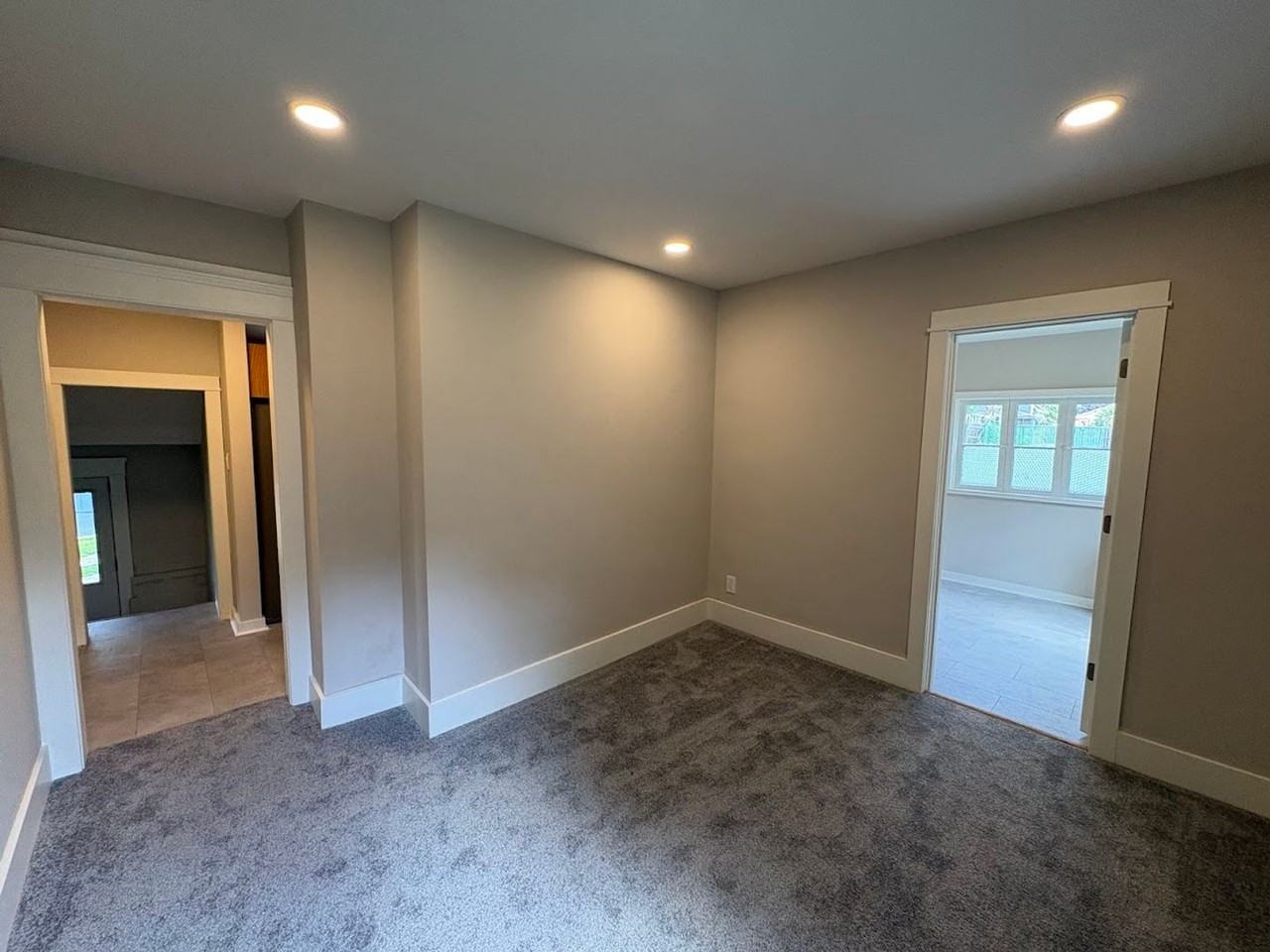 941 Carnegie Ave - Photo 5 of 22