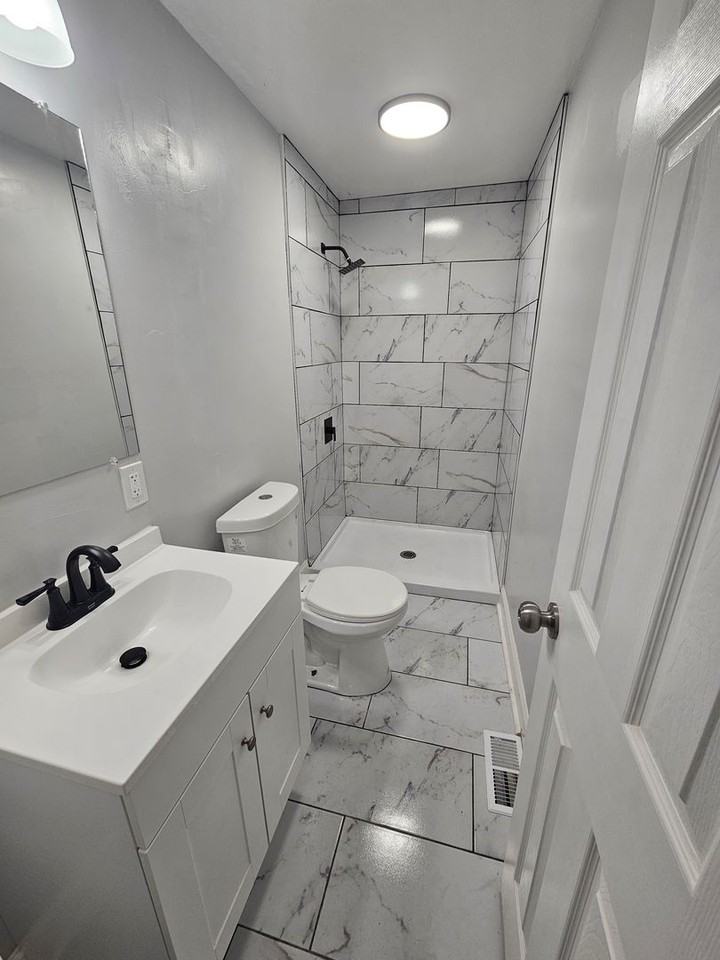 14201 Westropp Ave - Photo 6 of 26
