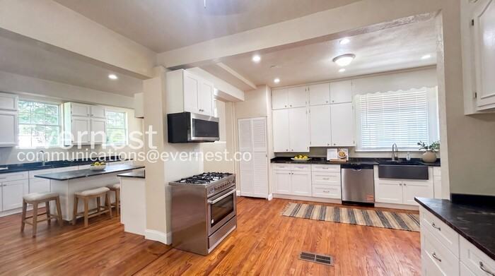 128 E Summit Ave - Photo 2 of 39