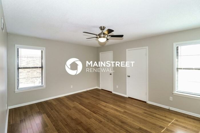 5685 Antwerp Ave W - Photo 6 of 17