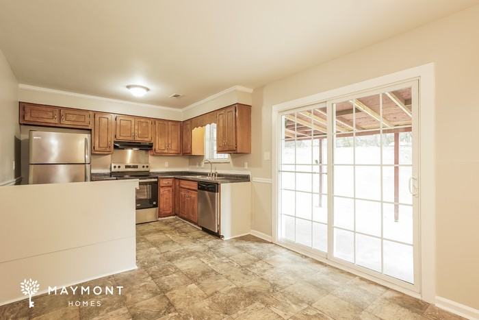 2536 Hanover St - Photo 5 of 12