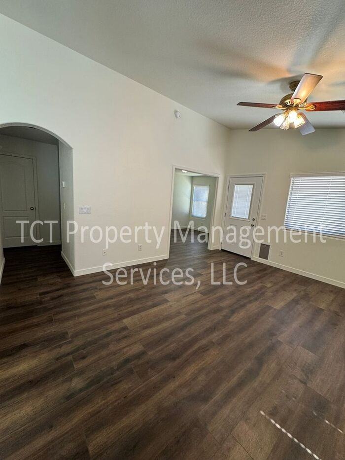 9317 E Olla Ave - Photo 3 of 18