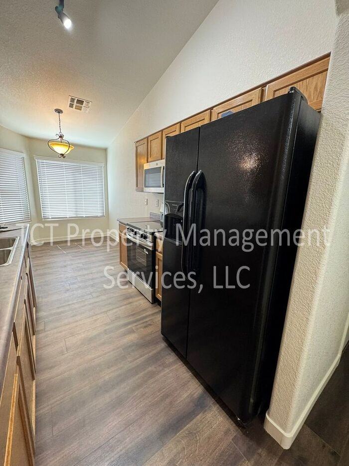 9317 E Olla Ave - Photo 5 of 18