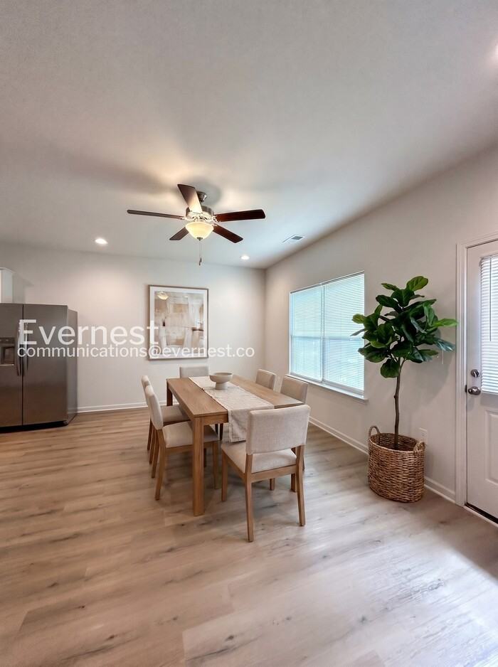 725 N Mcfarland St - Photo 2 of 15