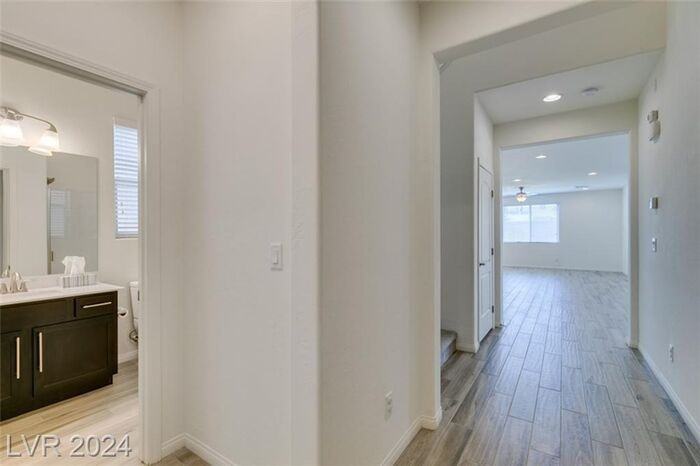 7445 Fleeting Joys Ave - Photo 3 of 47