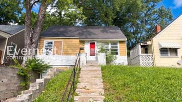 featured image of 2833 Van Brunt Blvd