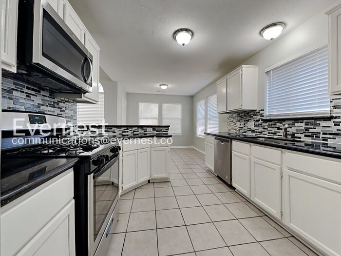 126 Barbetta Ct - Photo 7 of 30