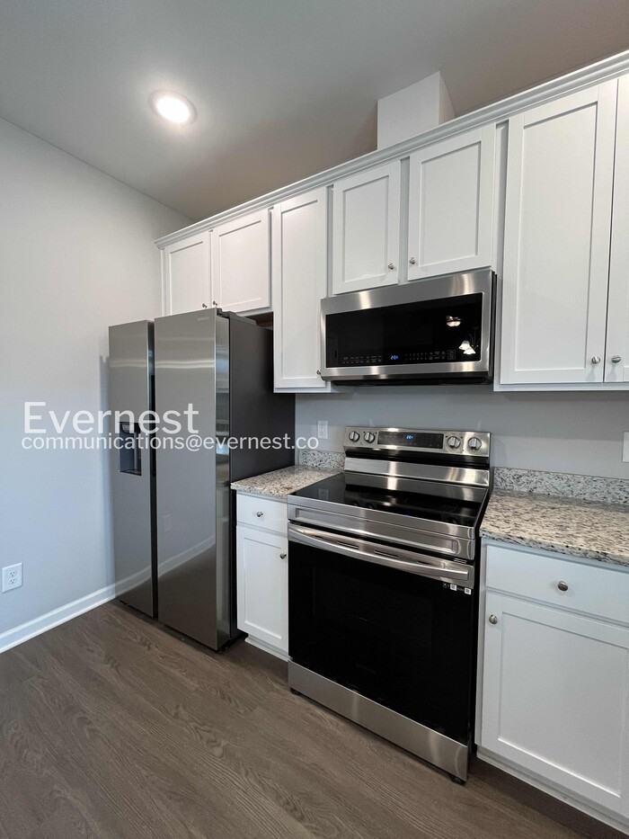 1115 Prospect Ct - Photo 6 of 27