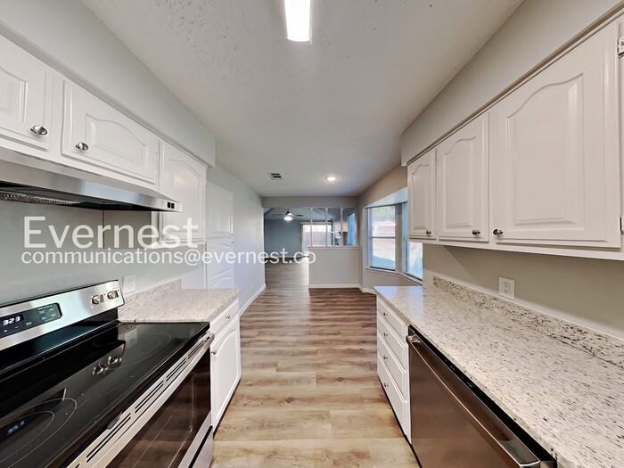 1800 Willow Vale Dr - Photo 7 of 23
