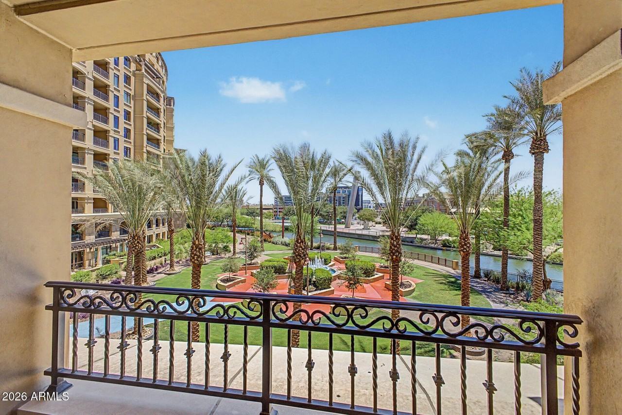 7175 E Camelback Rd #309