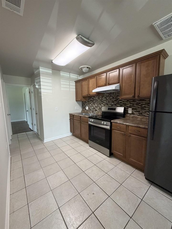 3623 Euclid St #A - Photo 4 of 9