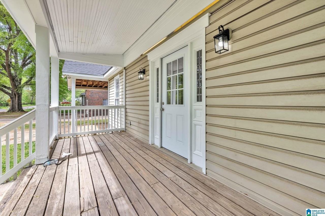 3027 Cora Ave - Photo 5 of 23