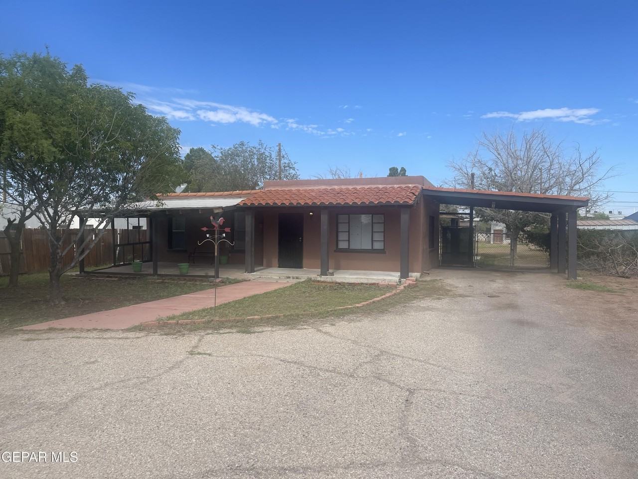 7817 West Dr - Photo 3 of 28