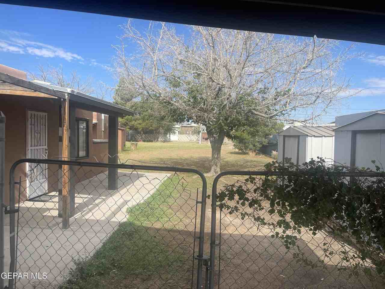 7817 West Dr - Photo 7 of 28