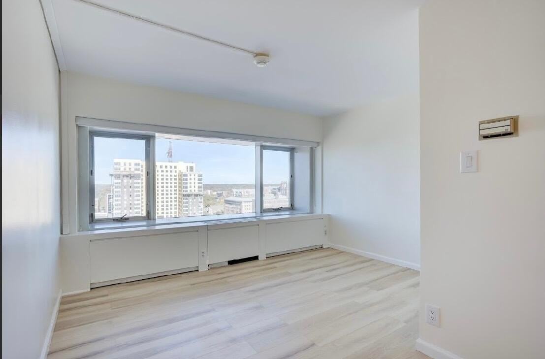 555 E William St #16G - Photo 3 of 22