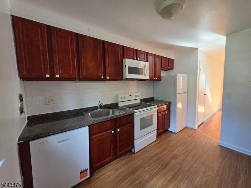 87 Elm Rd - Photo 2 of 6