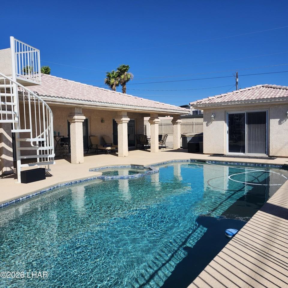 1776 Lear Bay - Photo 5 of 35