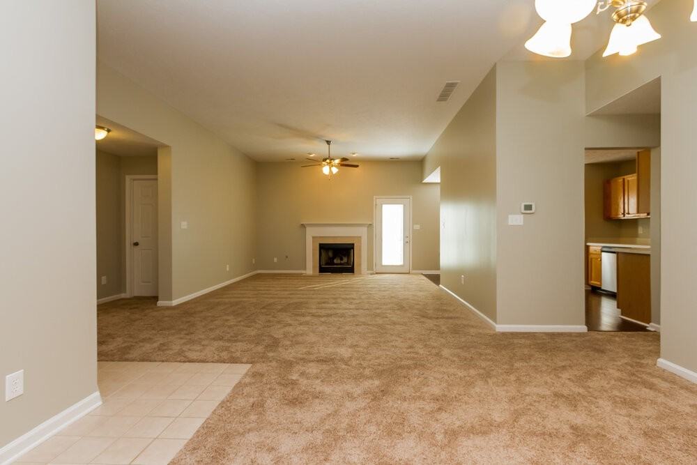 674 Austrian Way - Photo 2 of 15