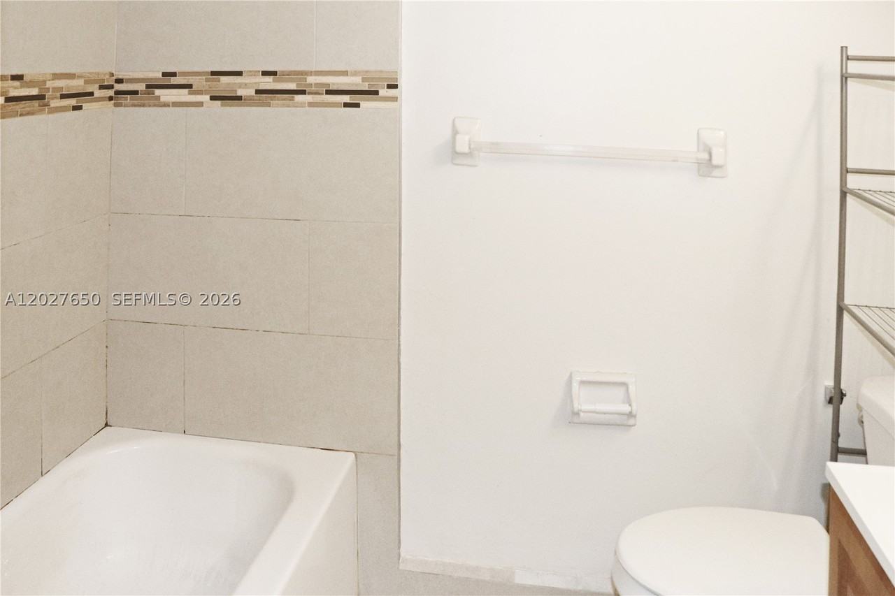 15006 Sw 80th Ter #913 - Photo 6 of 15