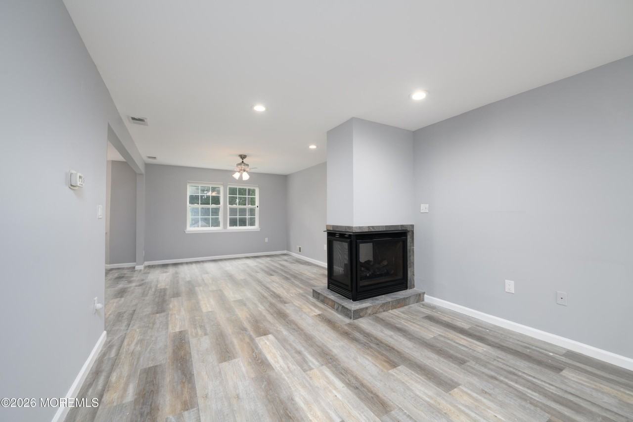 75 Mc Kinley Dr - Photo 4 of 35