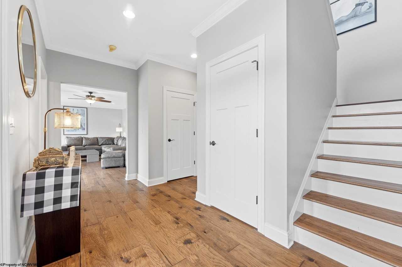 130 Sadie Ln - Photo 2 of 30