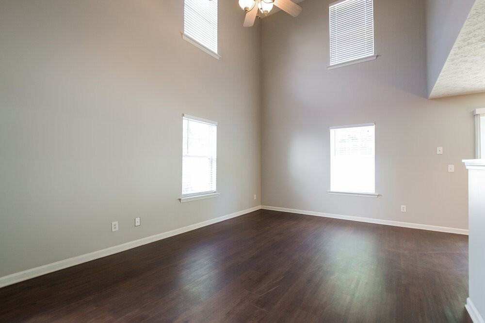 186 Ilex Dr - Photo 5 of 17