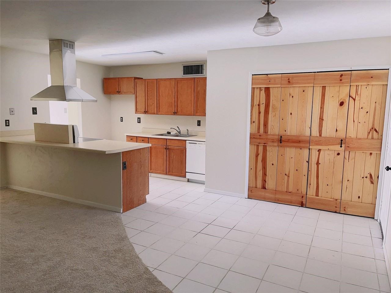629 Wandering Way Dr - Photo 3 of 6