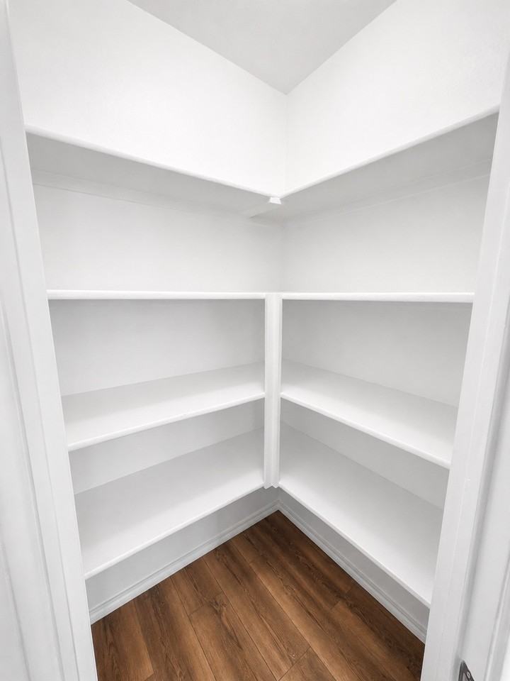 3903 Pioneer Dr - Photo 6 of 21