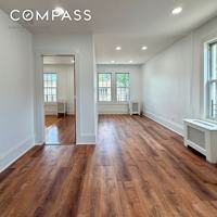 featured image of 2211 Crescent St #2